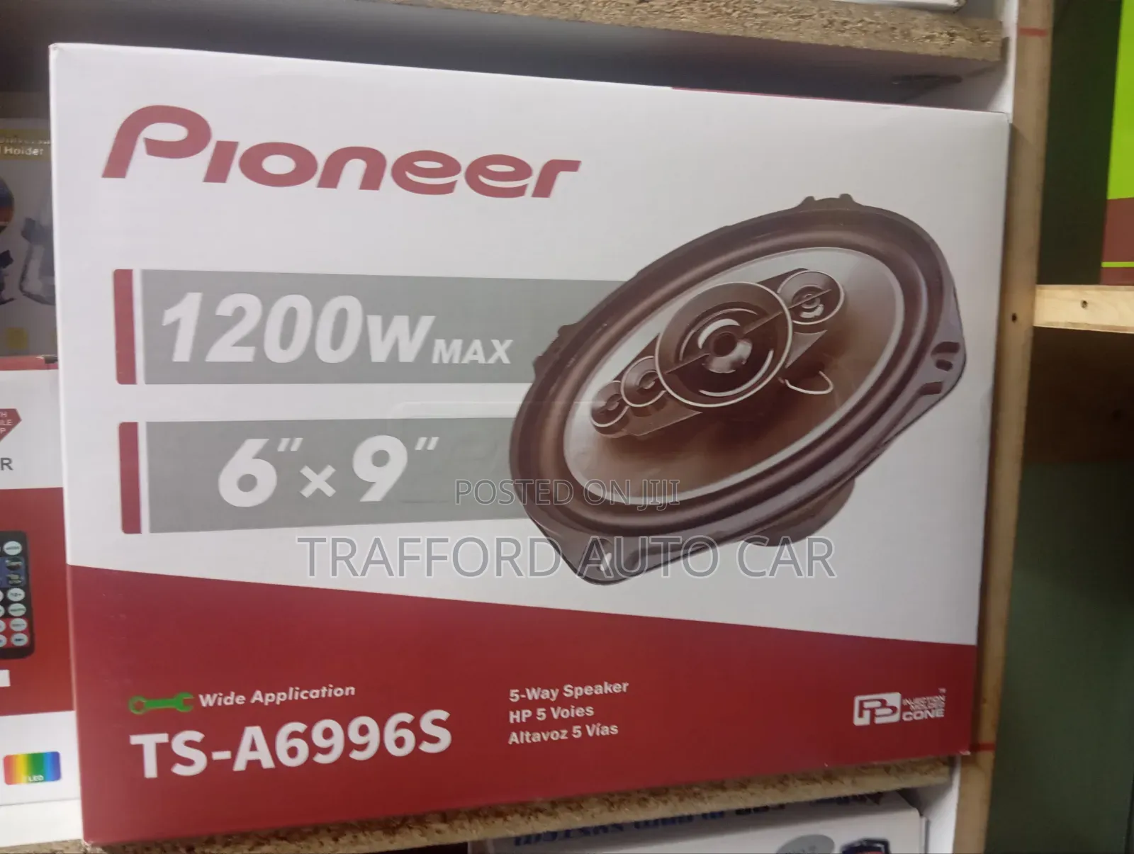 1200w/Max Pioneer 6 by 9 Speakers