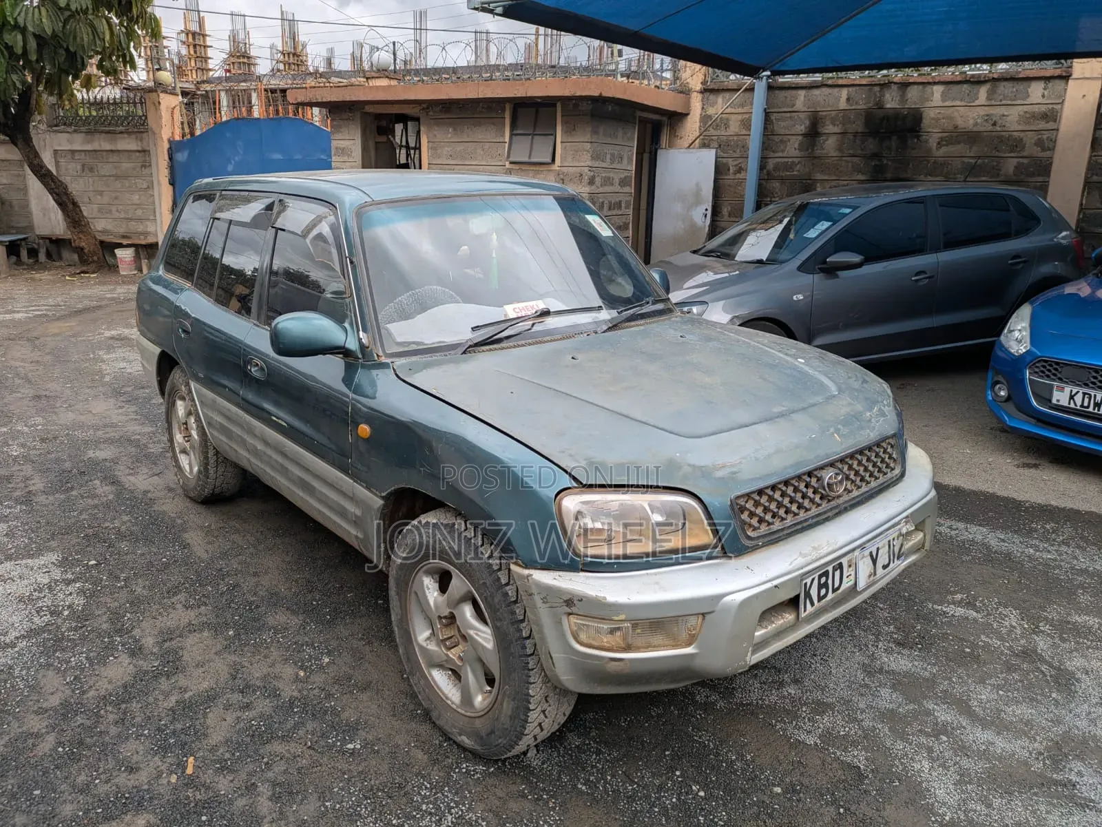 Toyota RAV4 Base AWD 2001 Green