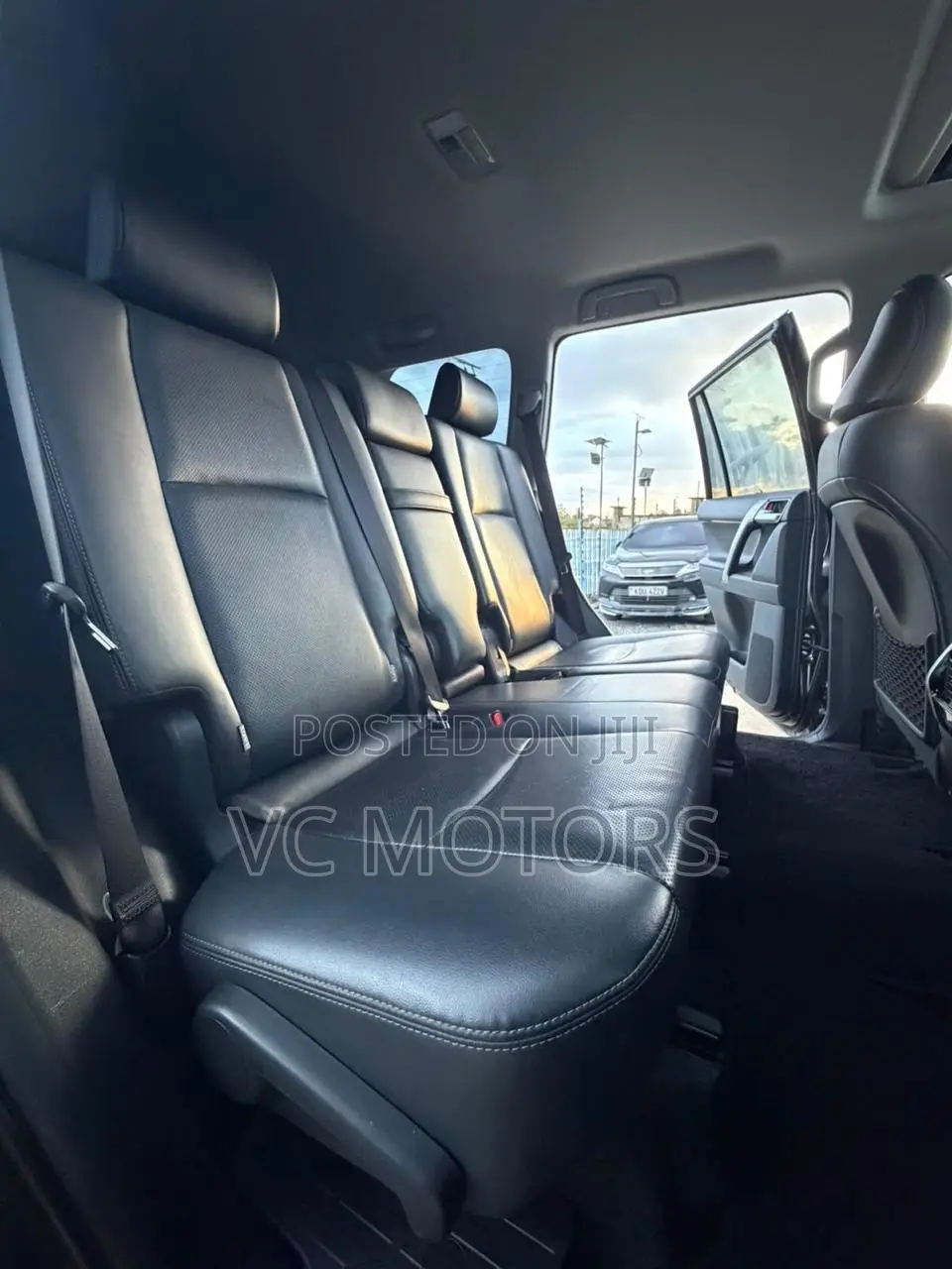Toyota Land Cruiser Prado 2.7 2019 Gray