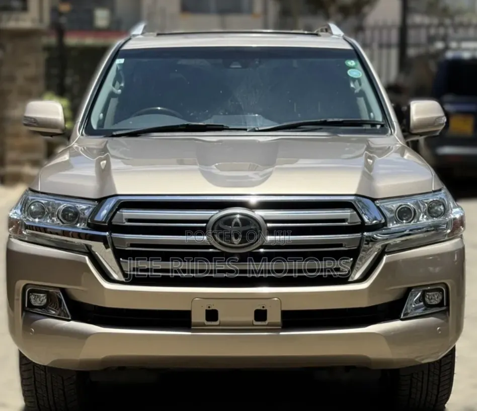 Toyota Land Cruiser 2017 Beige