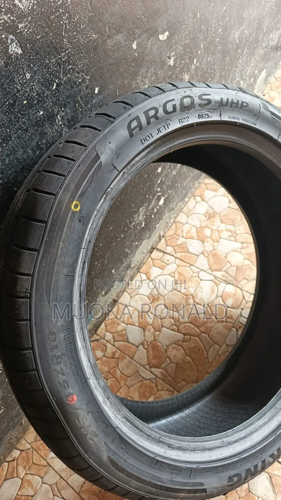 215/45r18 Roadking Tyre