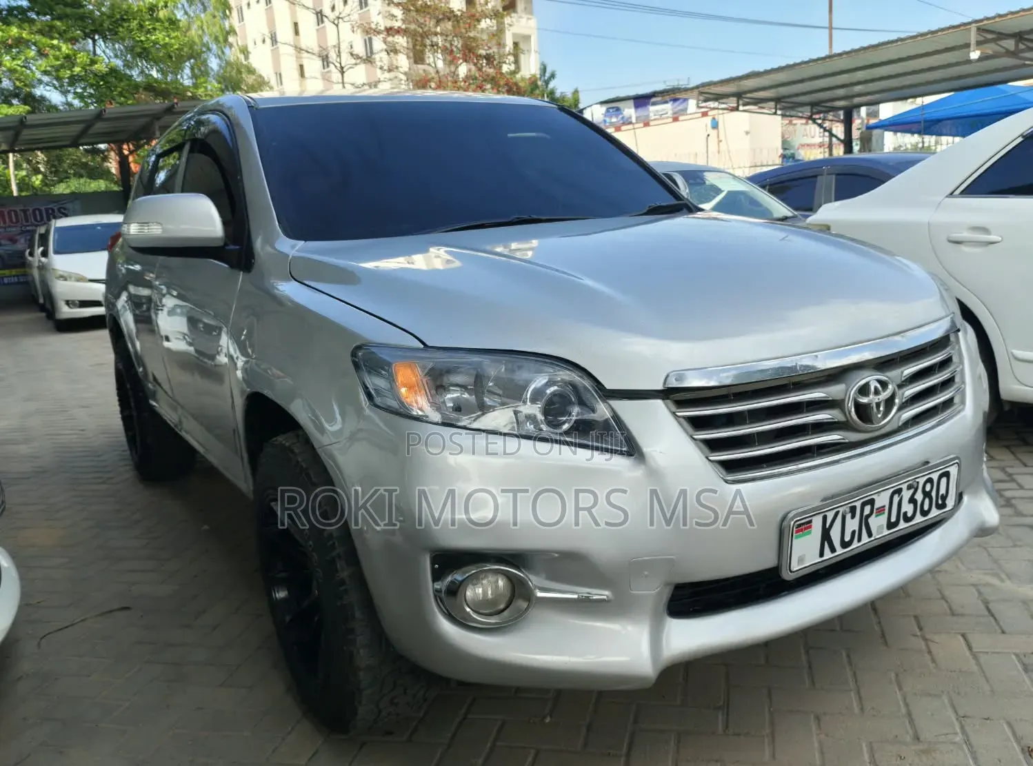 Toyota Vanguard 2011 Gray