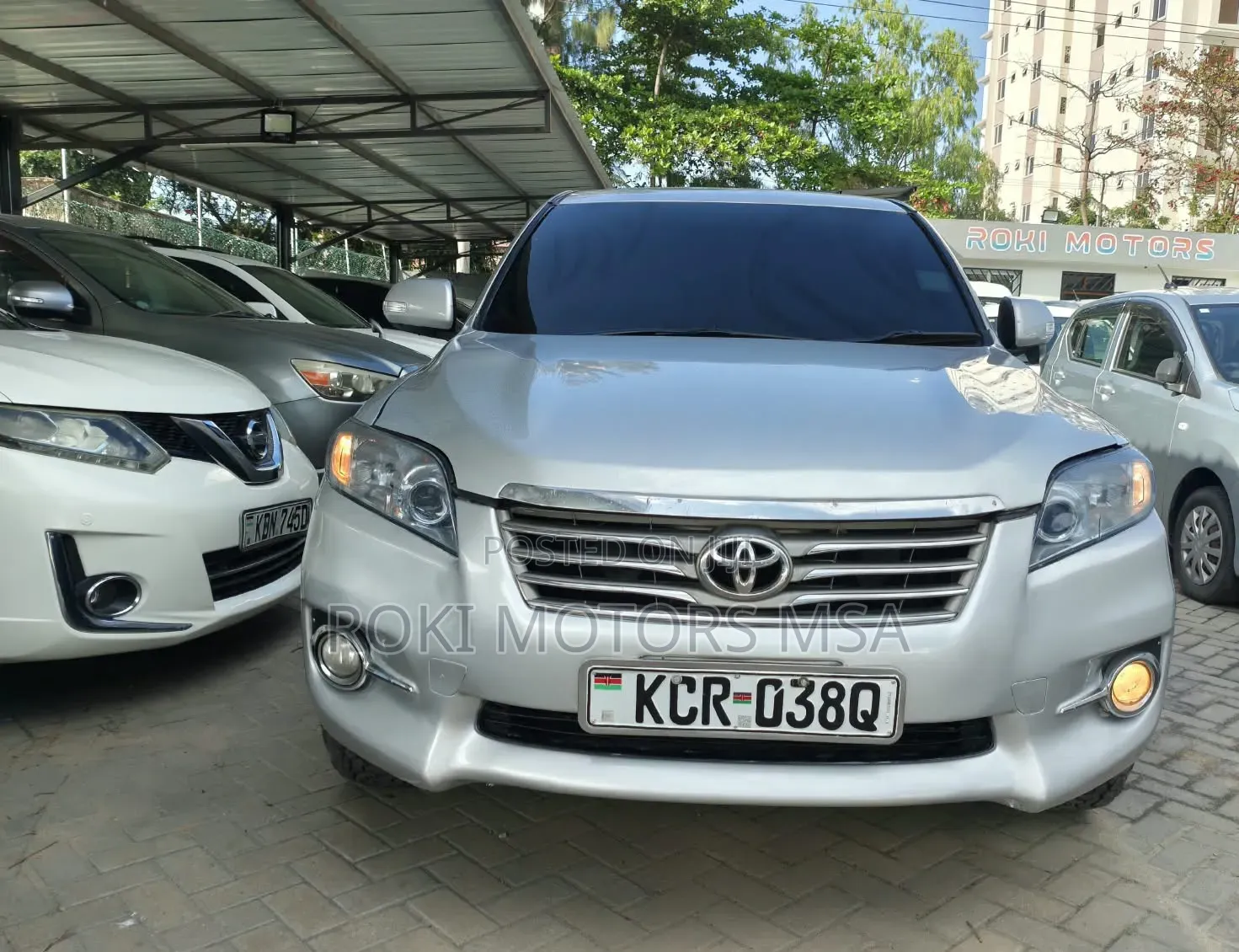 Toyota Vanguard 2011 Gray