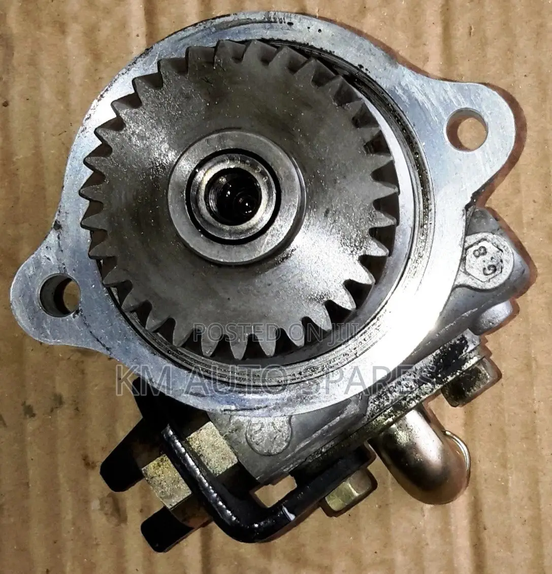 Nissan Zd30 Power Steering Pump for Caravan, Old Model.