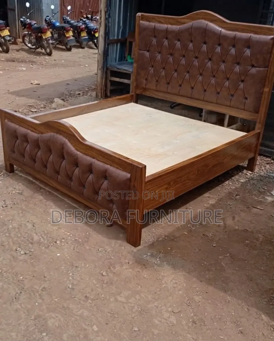 Brand New 5x6 Brown Wooden Bed With Tufted Upholstery