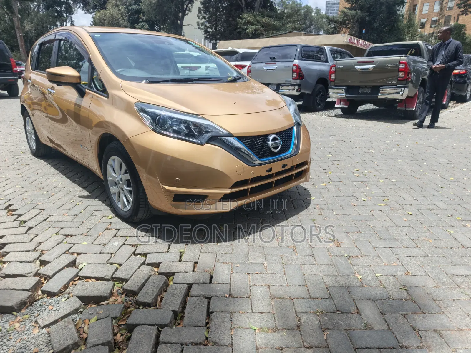 Nissan Note 2019 Gold