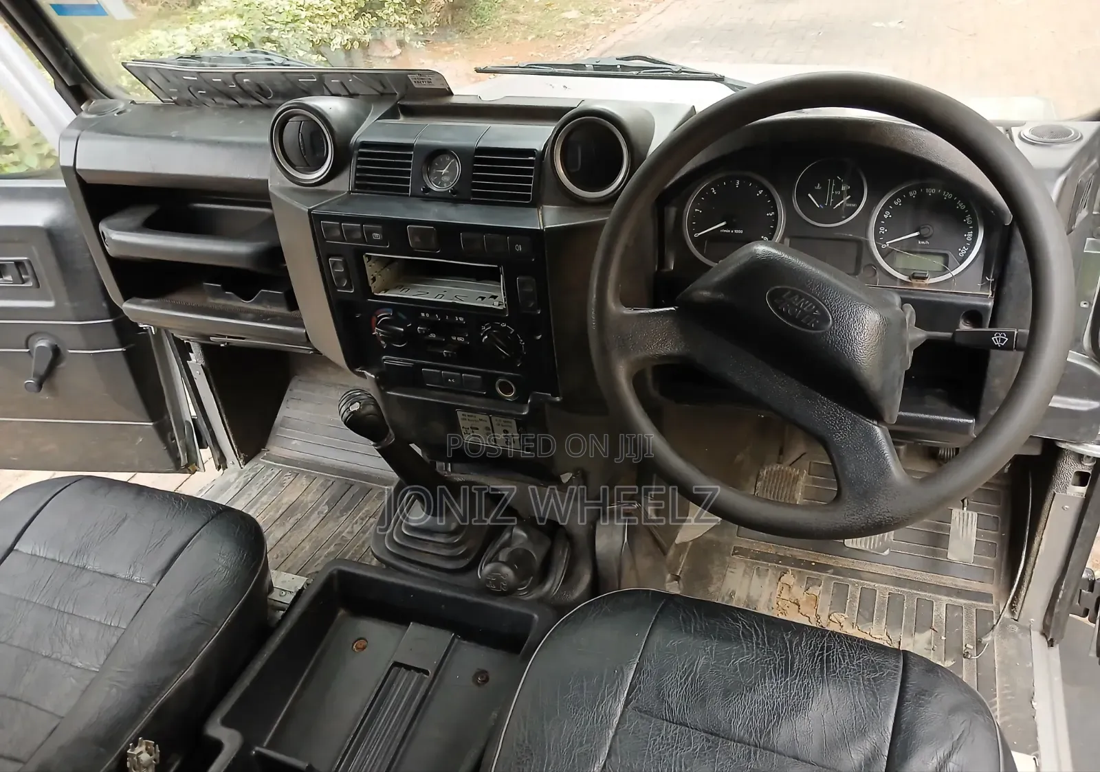 Land Rover Defender 2014 Gray