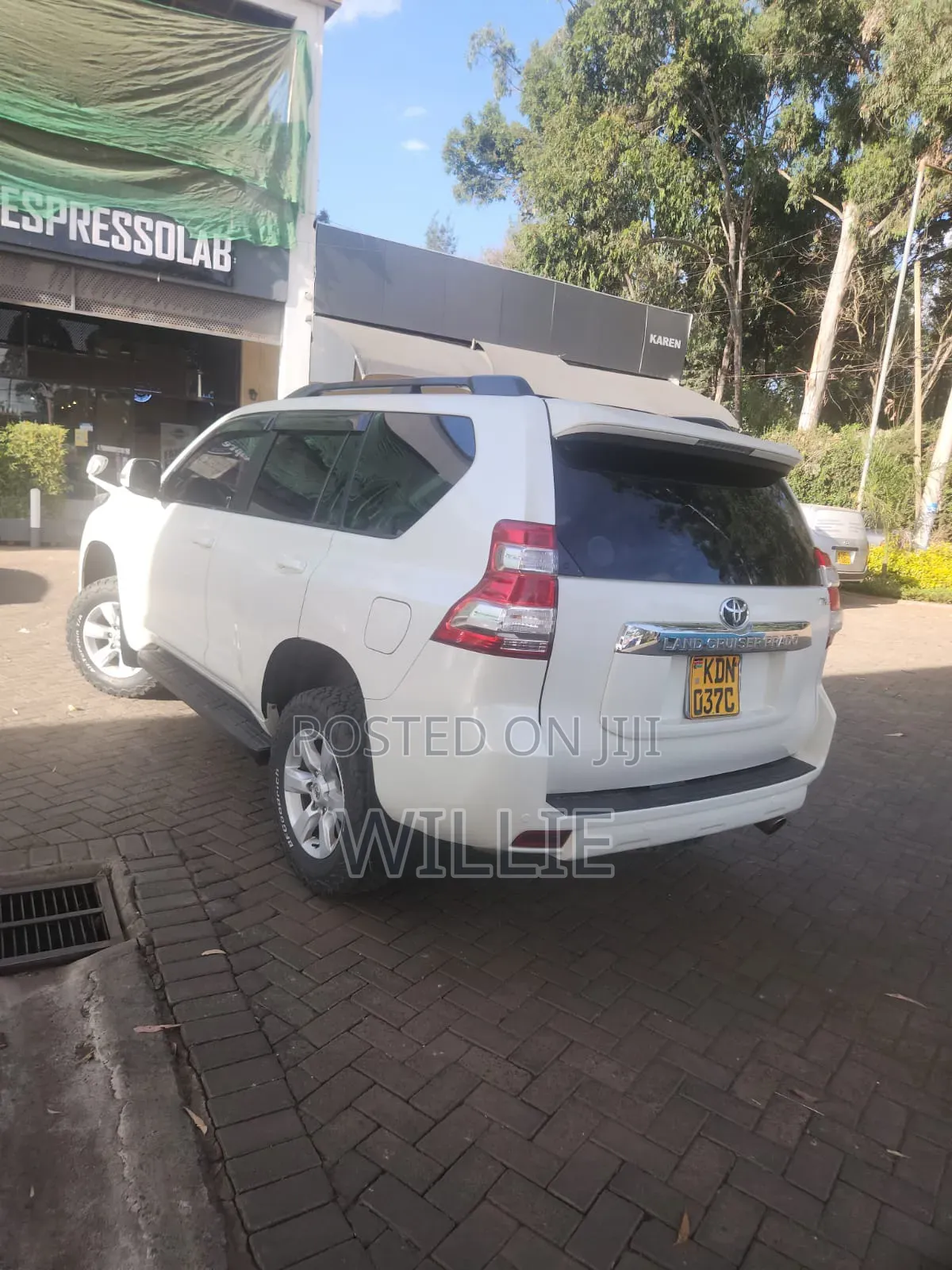 Toyota Land Cruiser Prado 2017 White