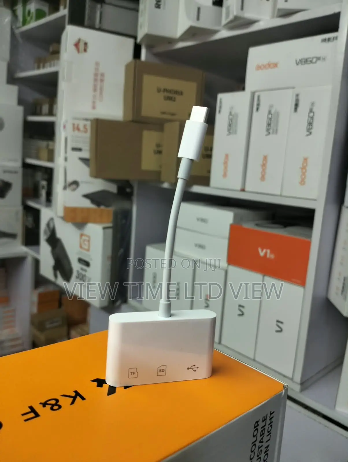 3 in 1 USB-C SD Camera Card Reader