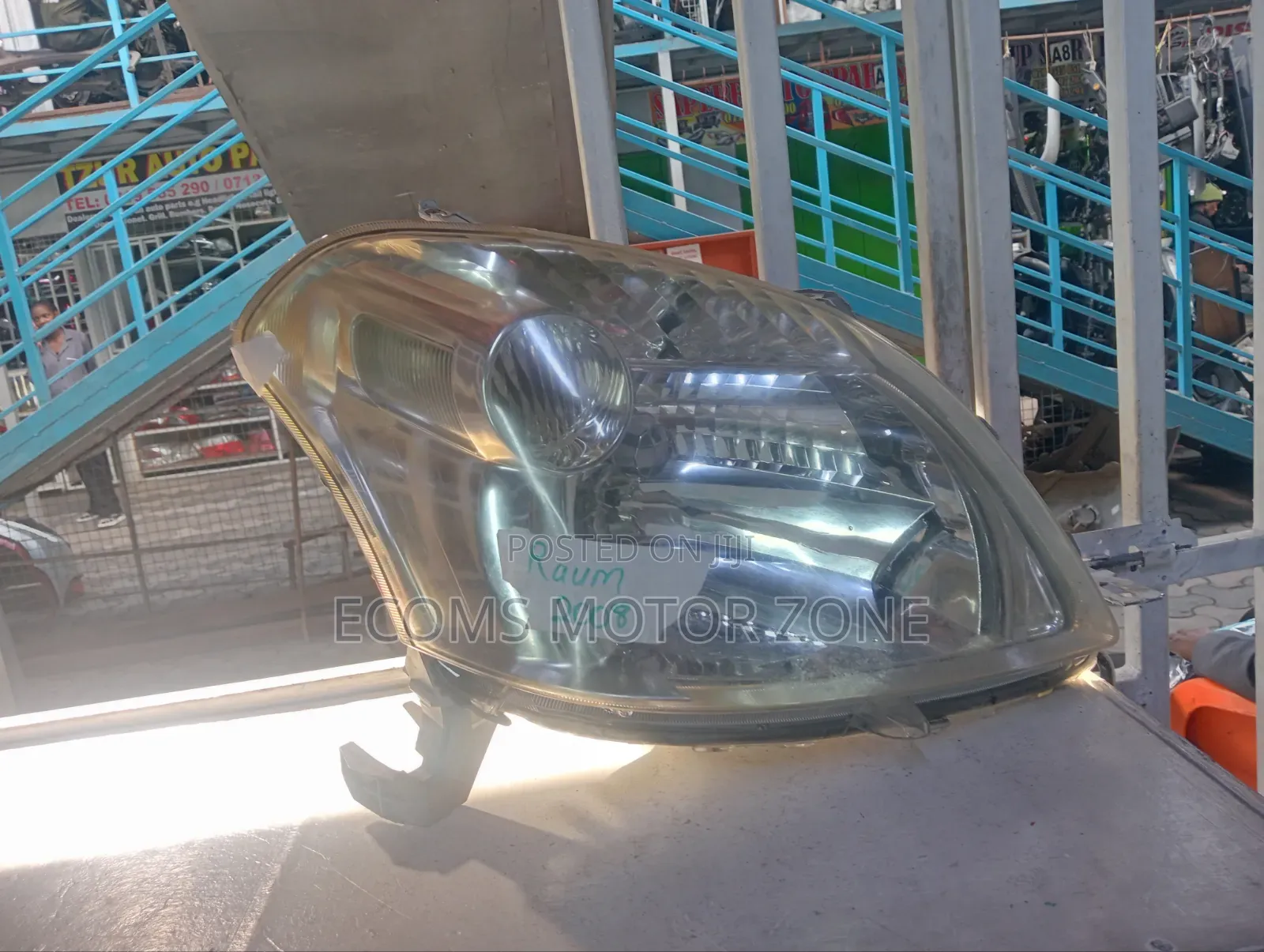 Toyota Raum 2008 Headlight