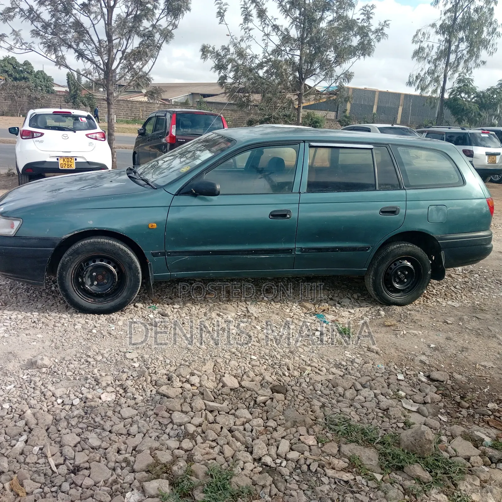 Toyota Caldina 2000 Blue