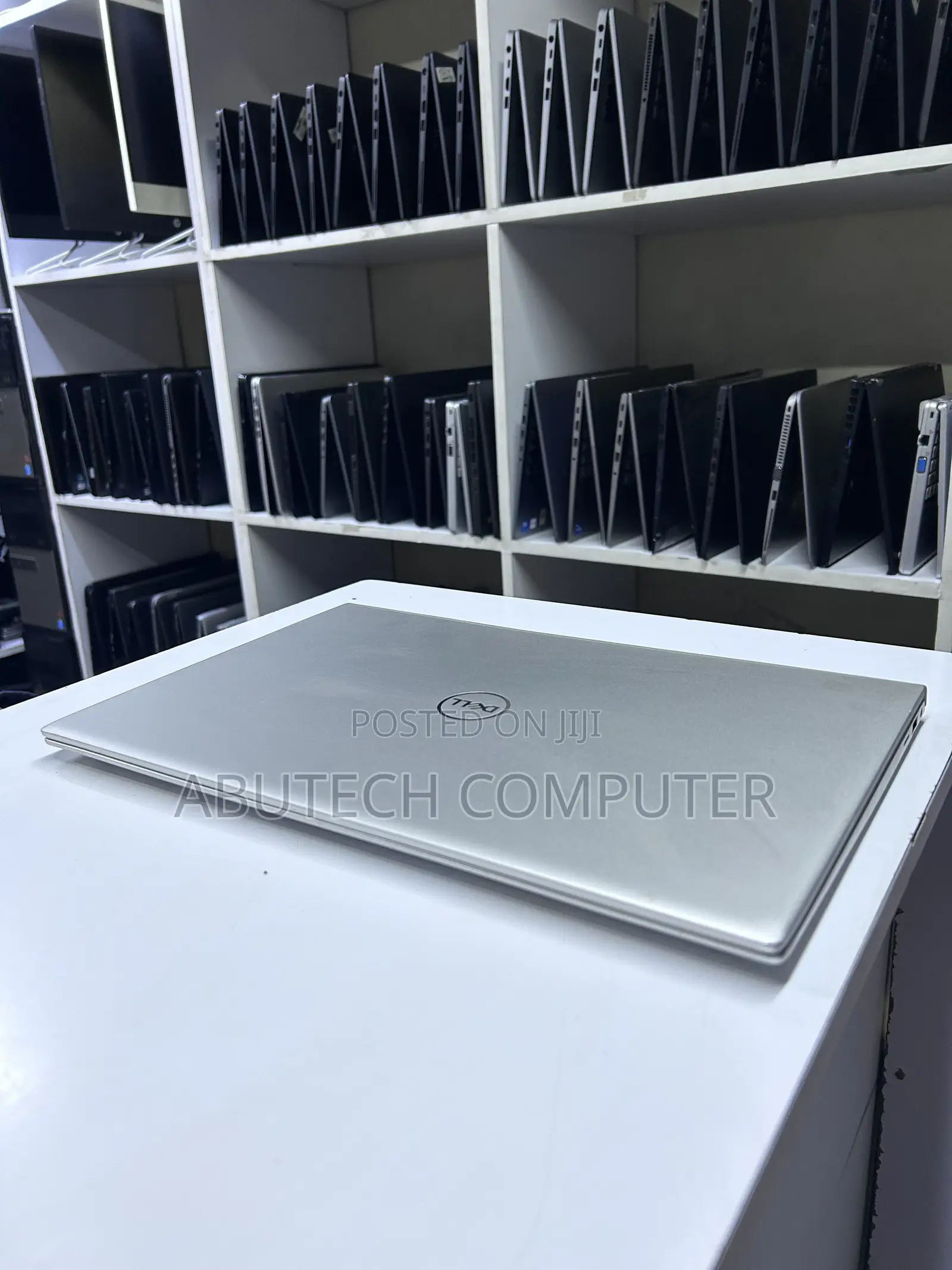 Laptop Dell Inspiron 15 5000 16GB Intel Core i7 SSD 512GB