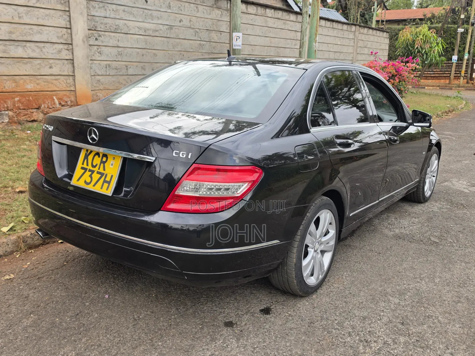Mercedes-Benz C250 2011 Black