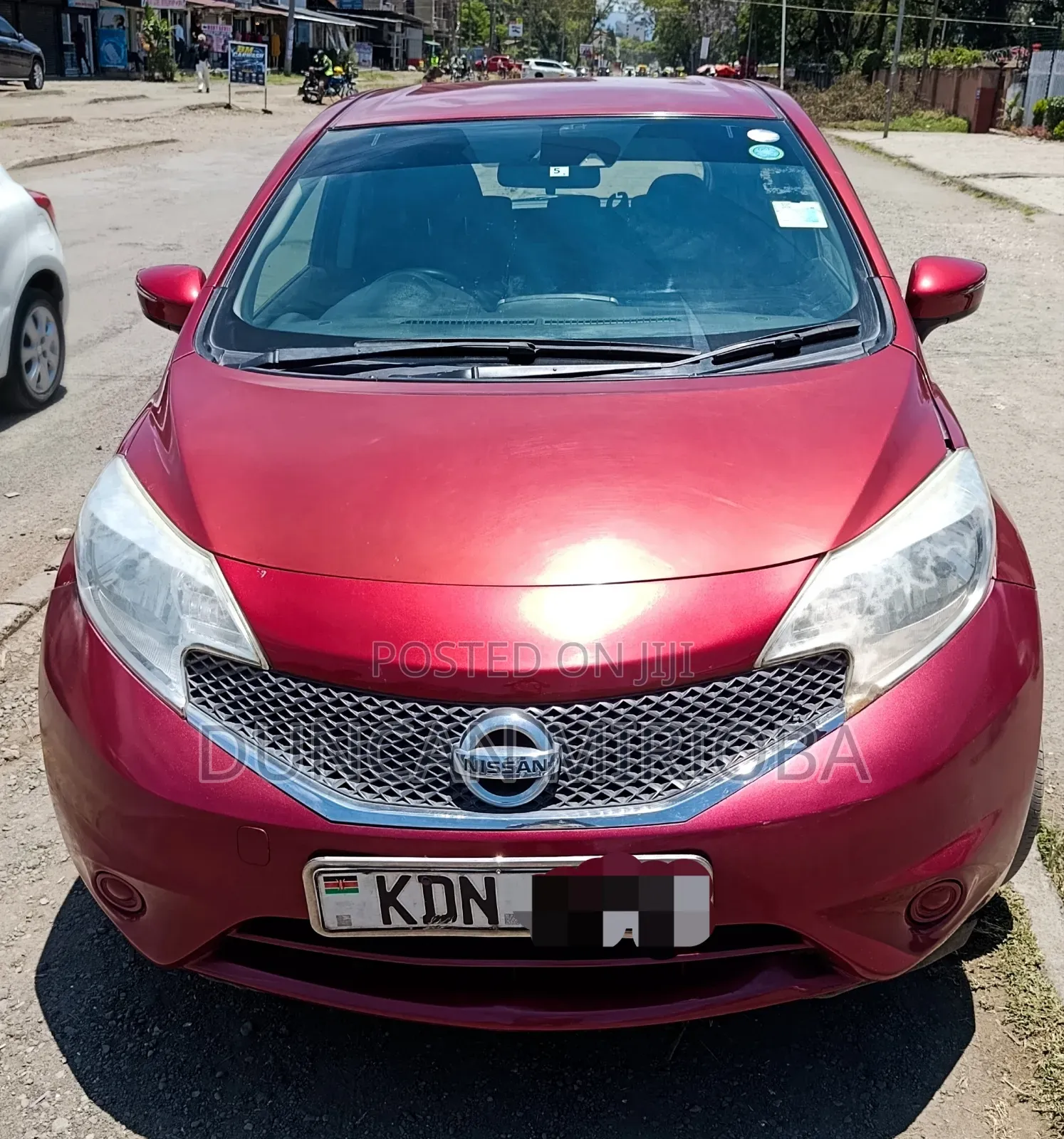 Nissan Note 2016 Red