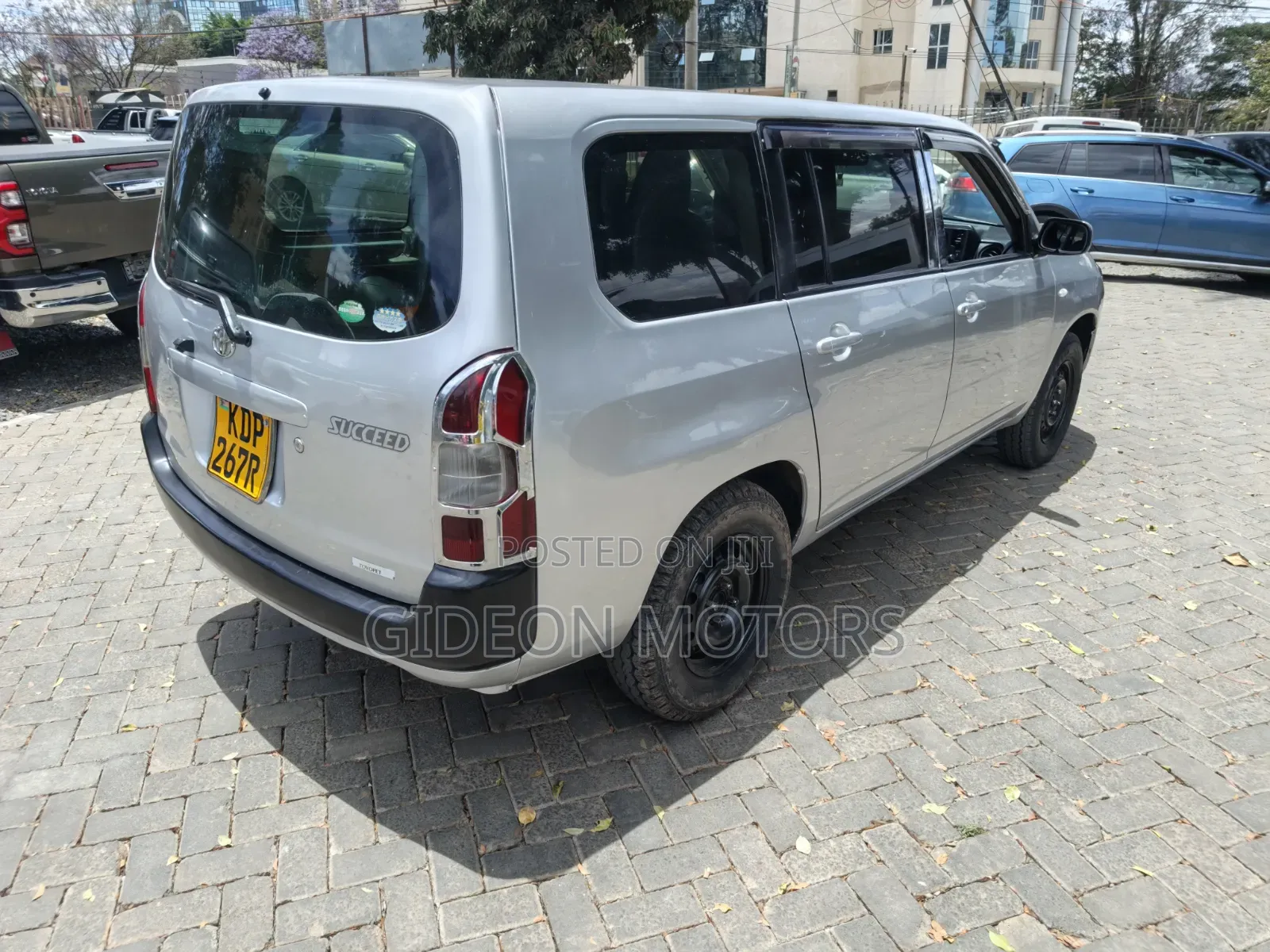 Toyota Succeed SV Premium 2016 Silver