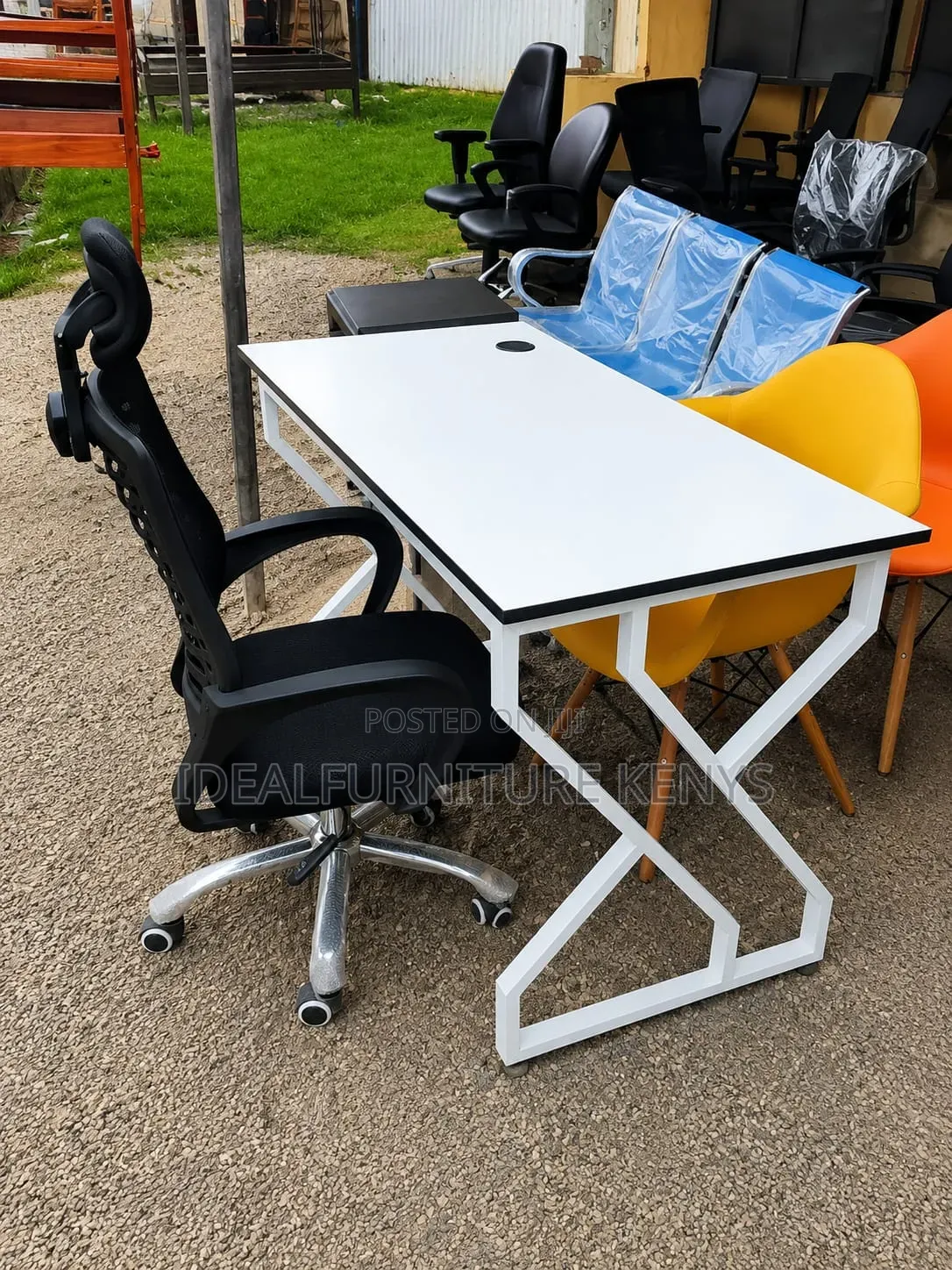 *White Office Desk - Modern Computer Table Chair