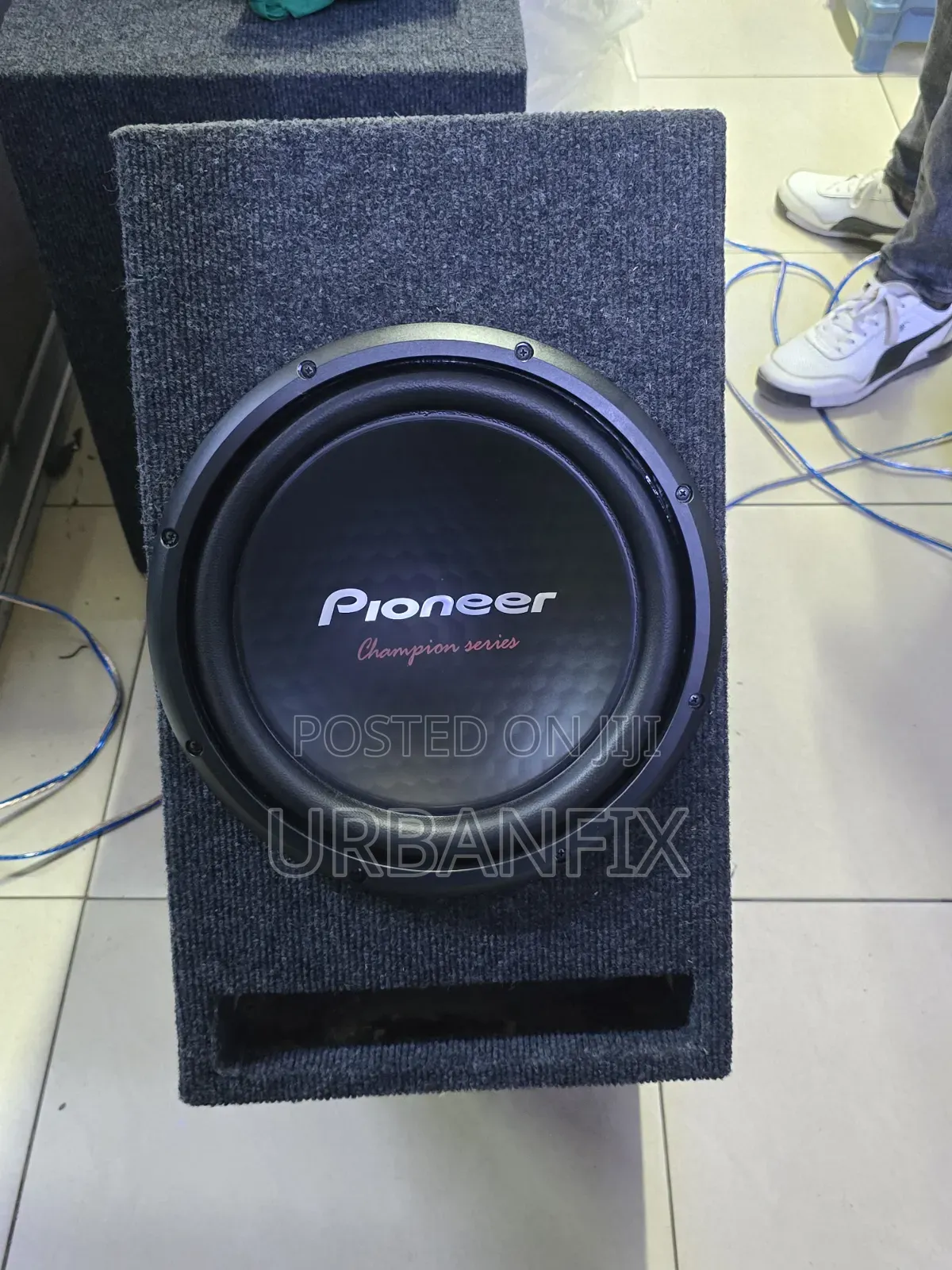 Pioneer TS-W312D4 1600WATTS Bass Subwoofer With Slot Cabinet