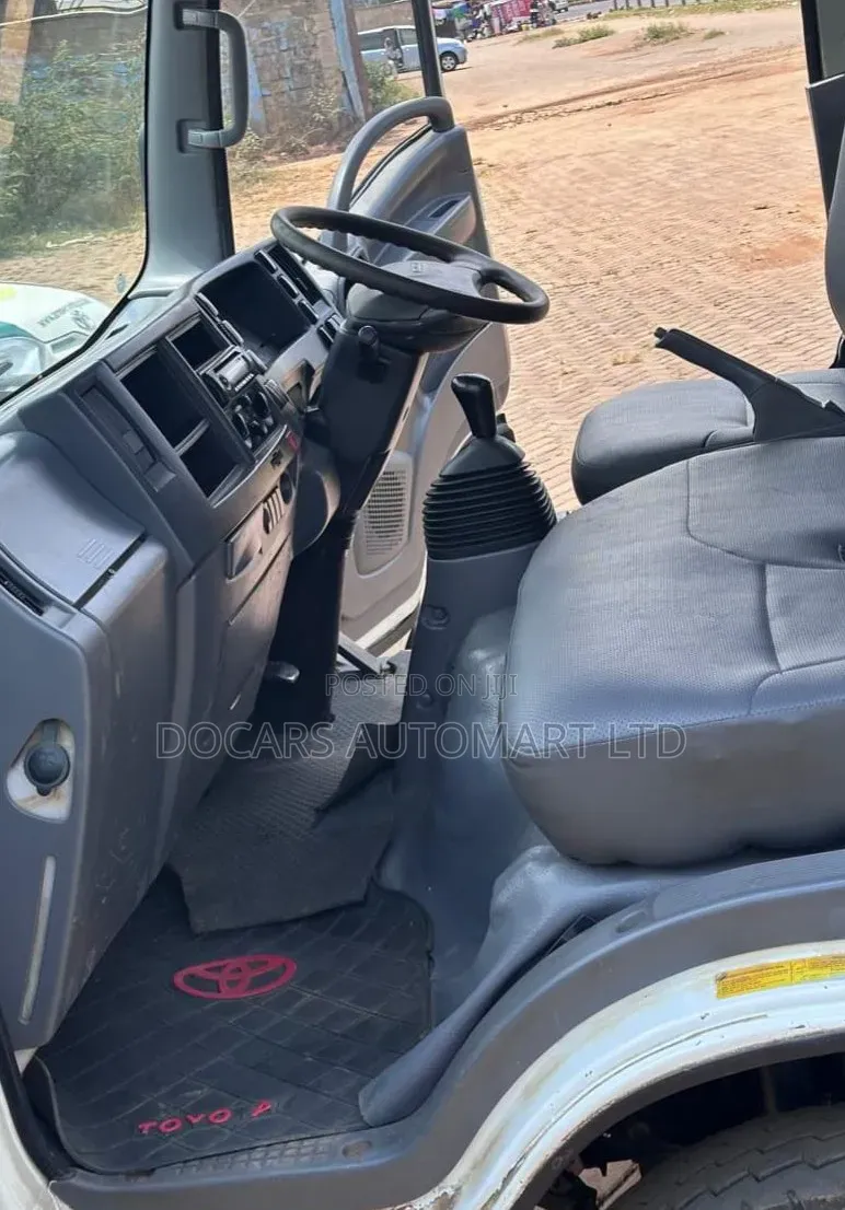 Isuzu NMR 2022
