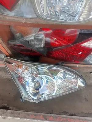 Toyota Harrier Headlight Zenon Type