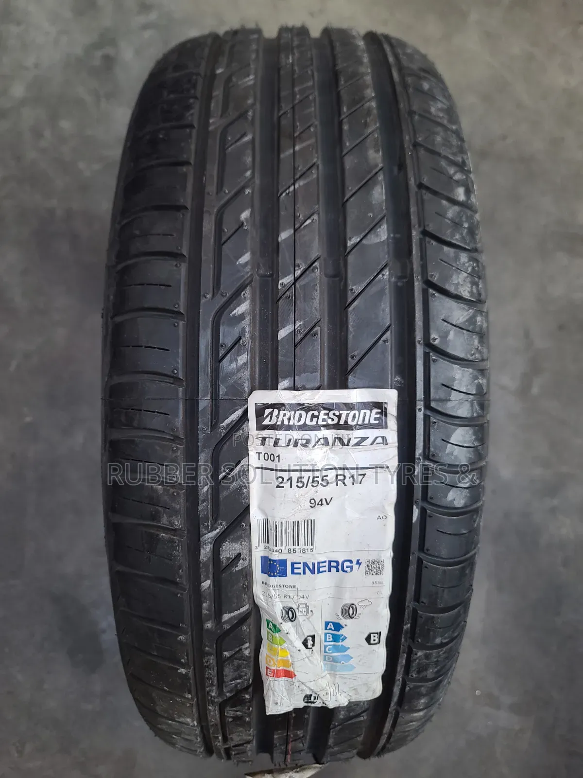 215 /55 R17 Bridgestone Tyres 94v Turanza T001