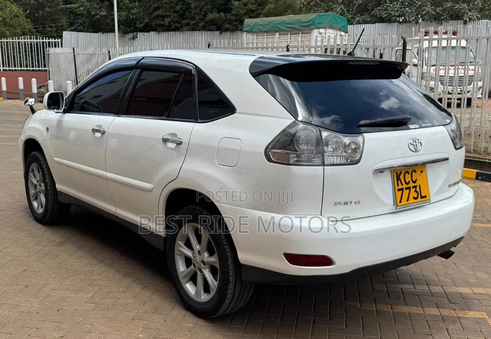 Toyota Harrier 2.4 2008 White
