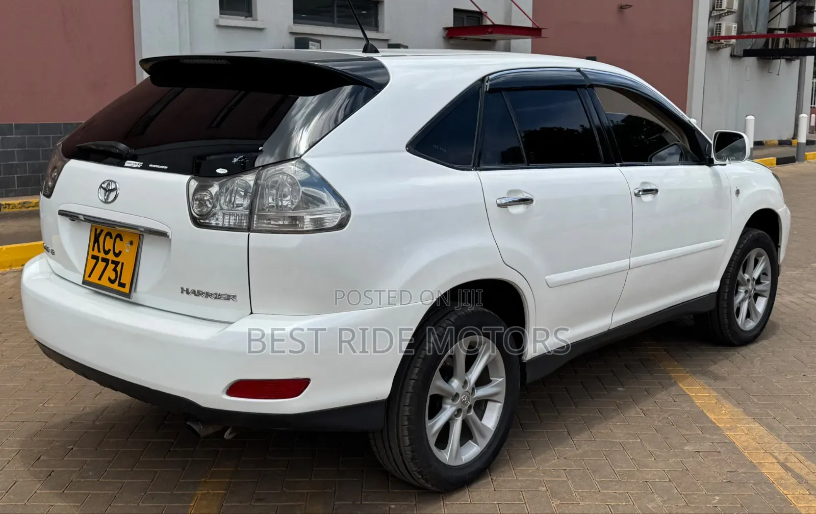 Toyota Harrier 2.4 2008 White