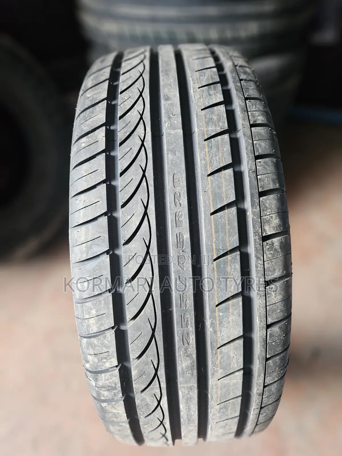 255/45r20 Twonhall Tyre