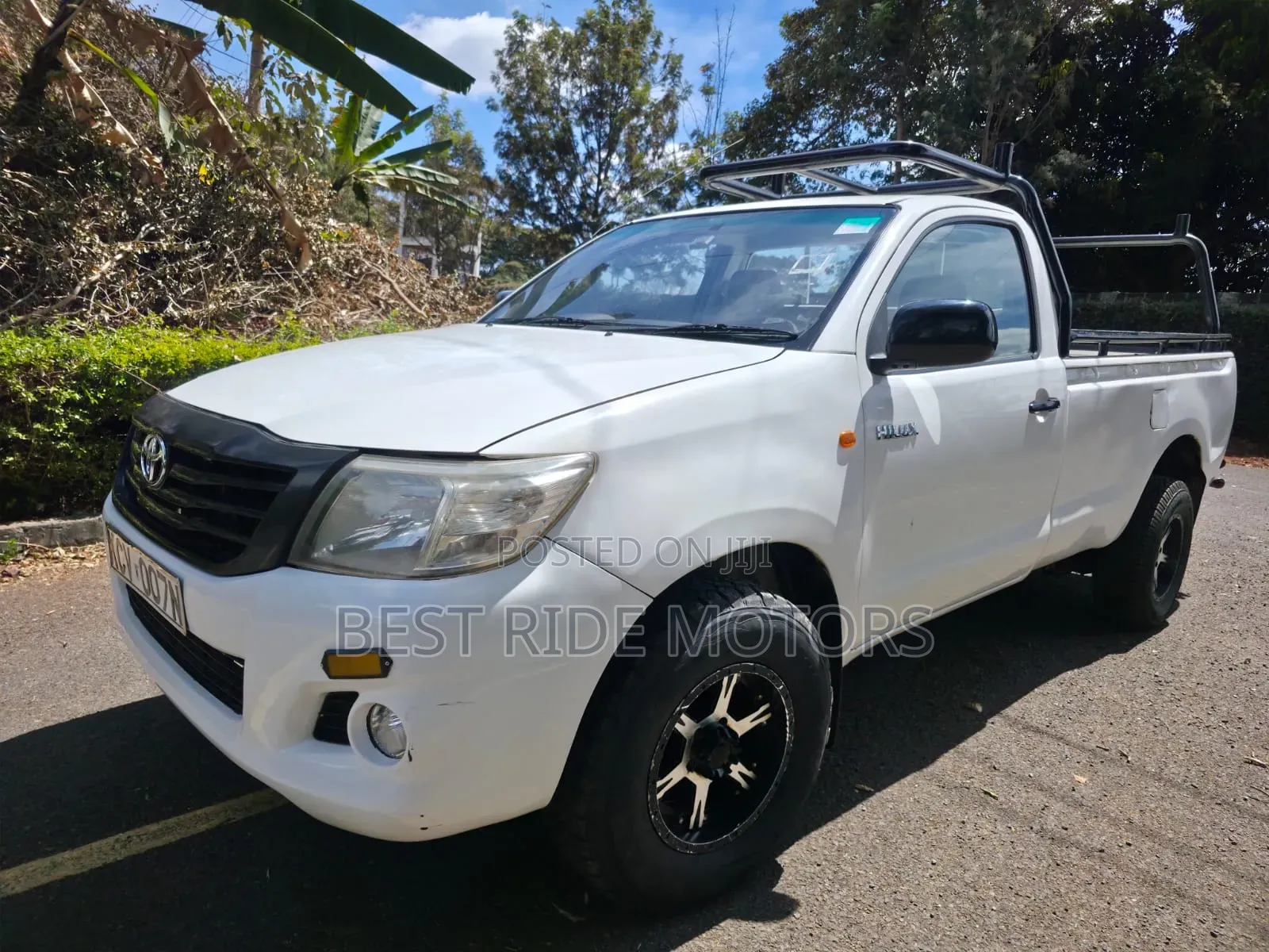 Toyota Hilux 2012 Off white