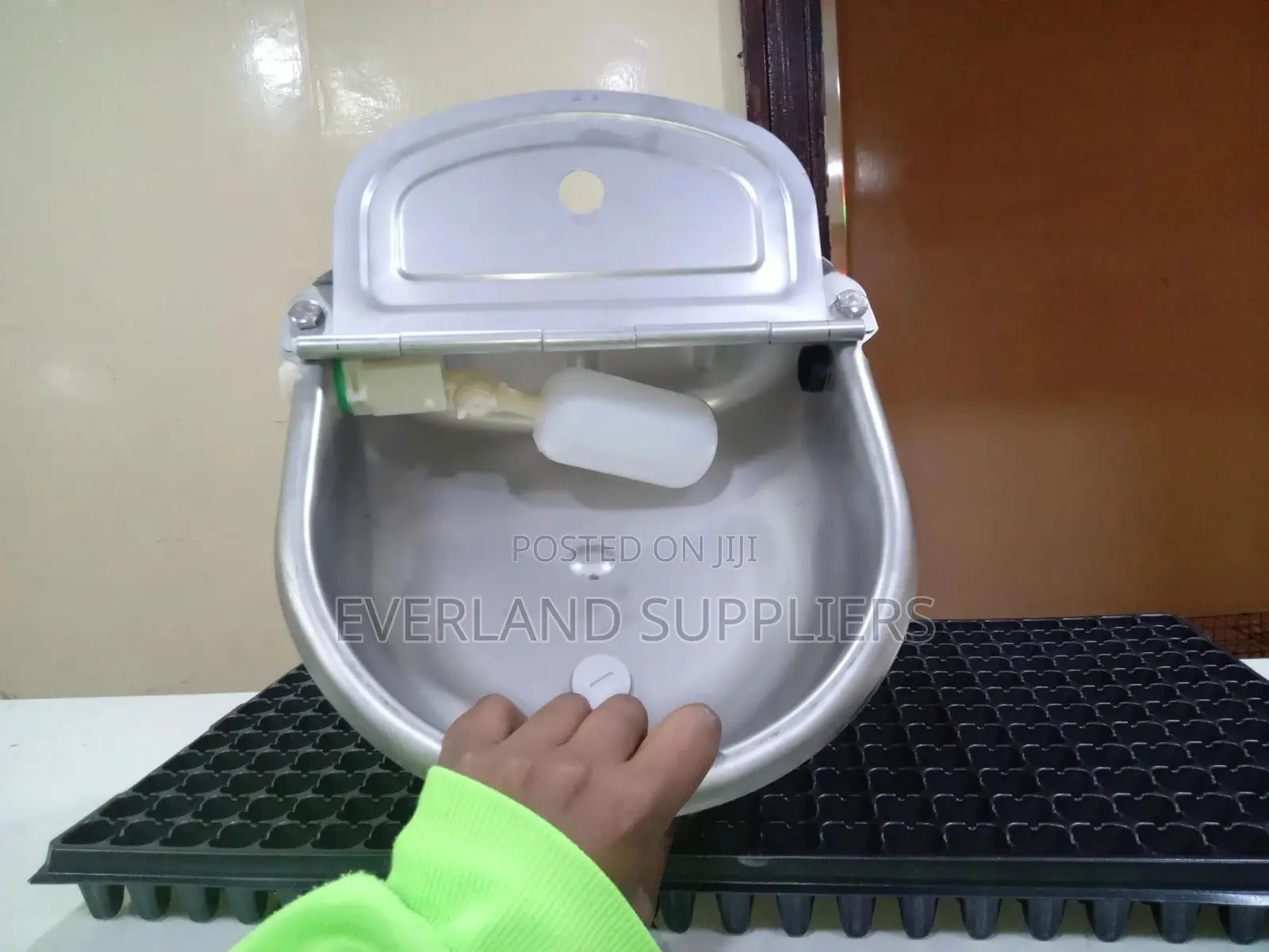 Automatic Water Bowl for Cow Dairy Farms - Stainless