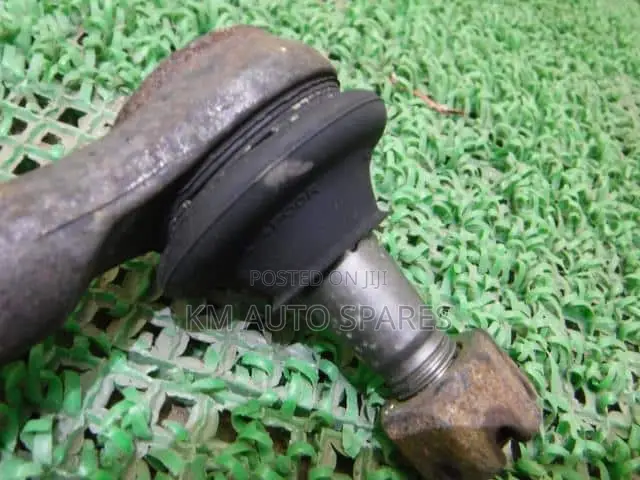 Nissan Terrano Steering Rack.