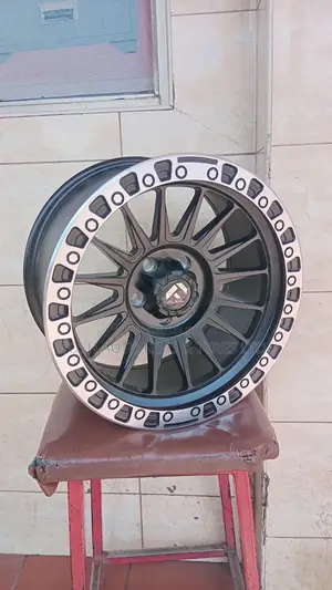 Hilax/ Pick-Ups 17x9.0j Offset