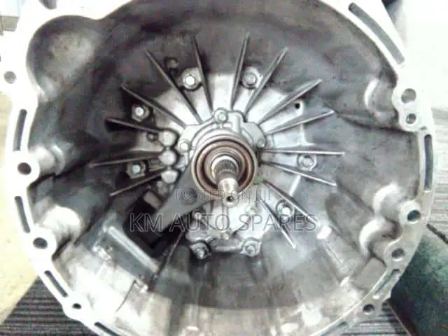 Nissan Qr20 Manual Gearbox for Nissan Caravan (Nv350).