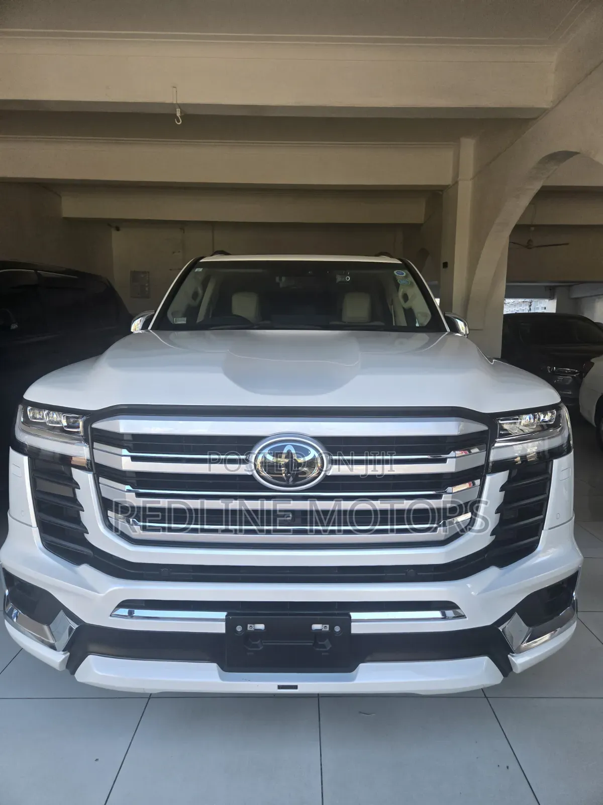 Toyota Land Cruiser 2023 White
