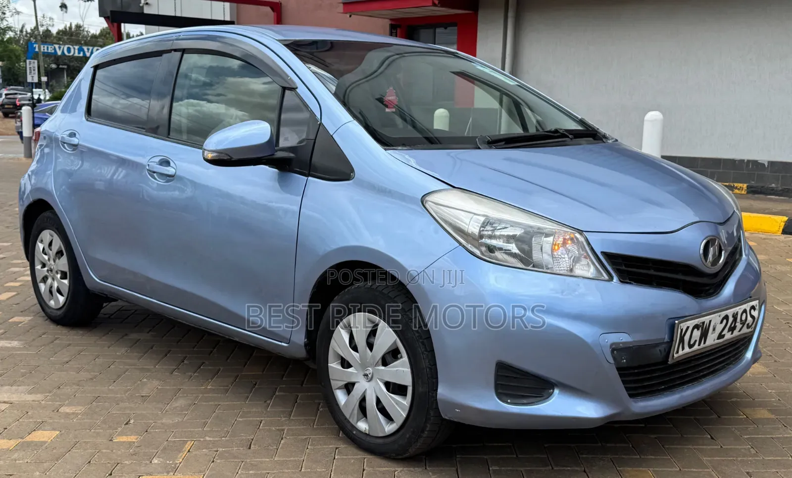 Toyota Vitz 2013 Blue