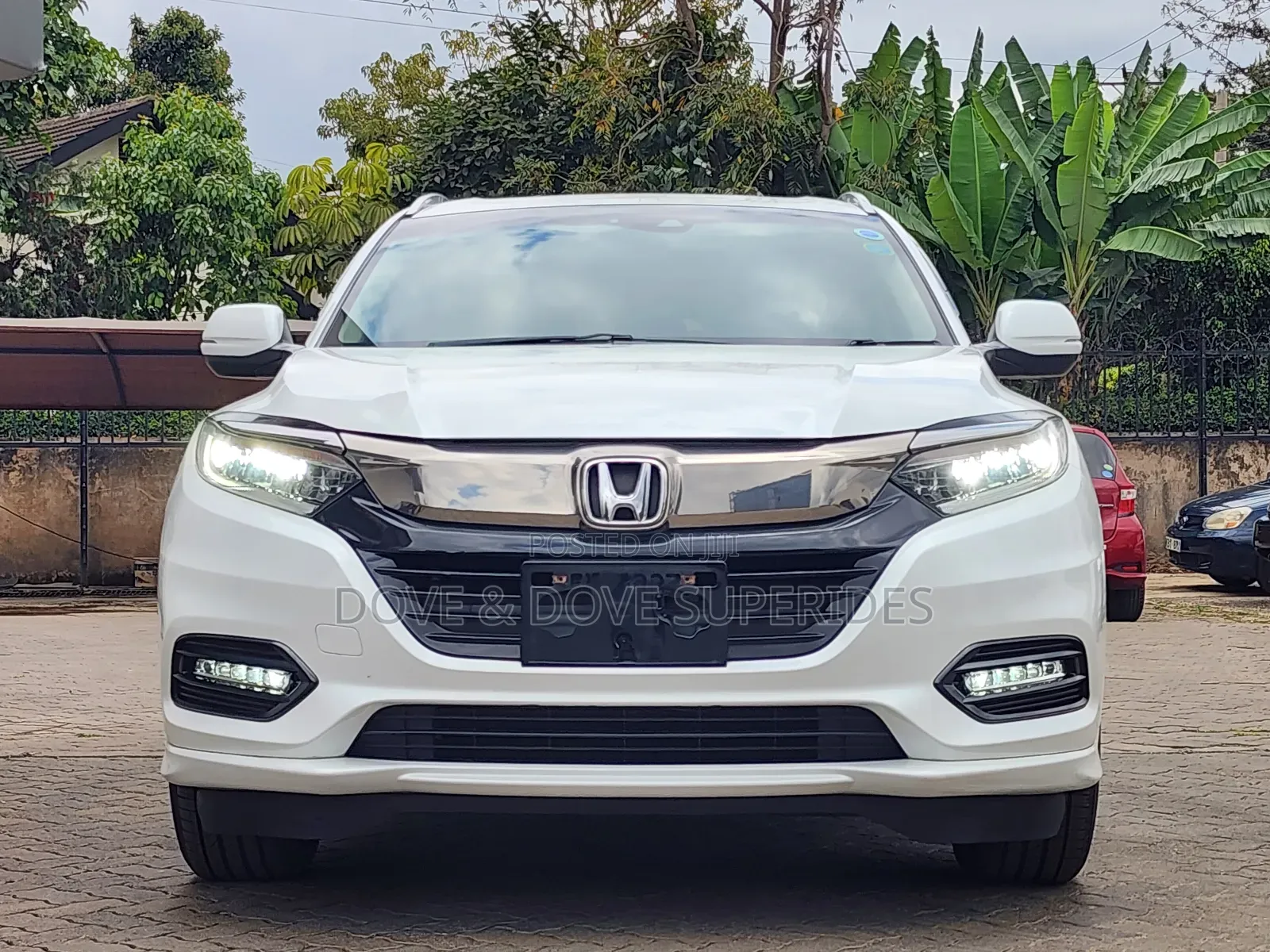 Honda Vezel 1.5 Hybrid 2WD 2019 White