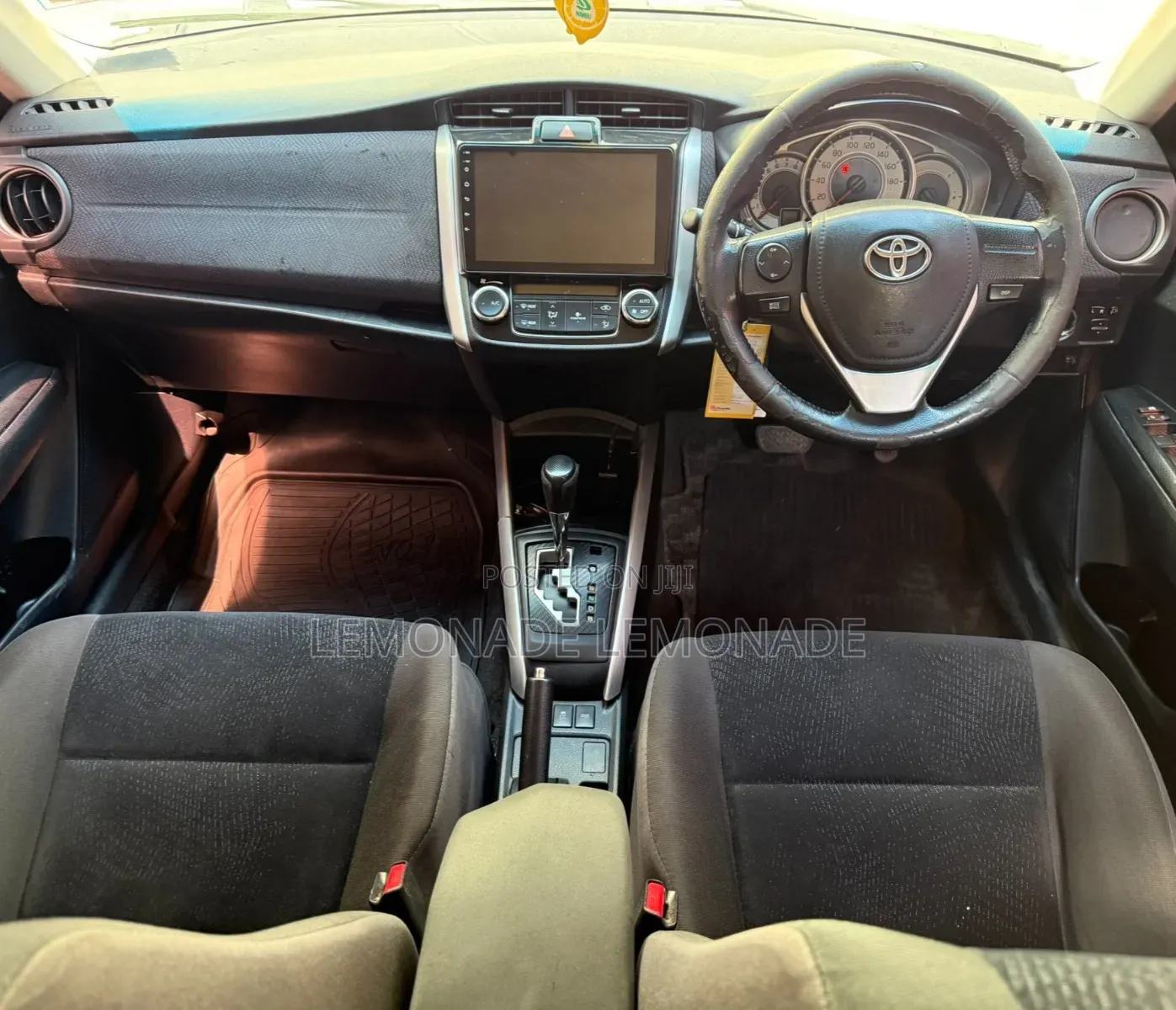 Toyota Corolla Fielder 1.8 Petrol FWD 2014 Silver