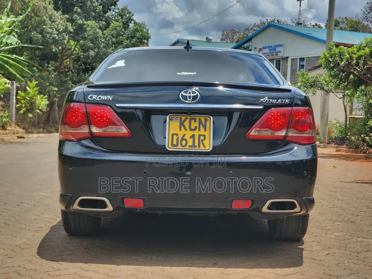Toyota Crown 2010 Black