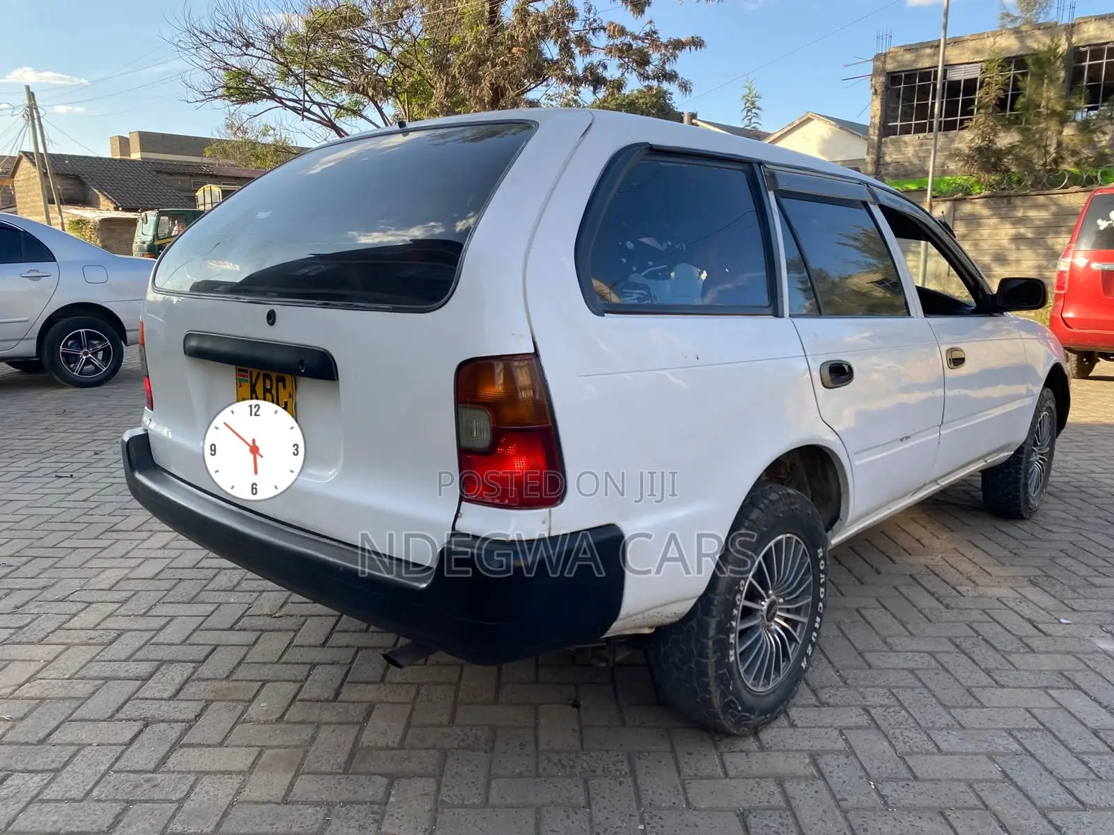 Toyota Corolla 2000 White