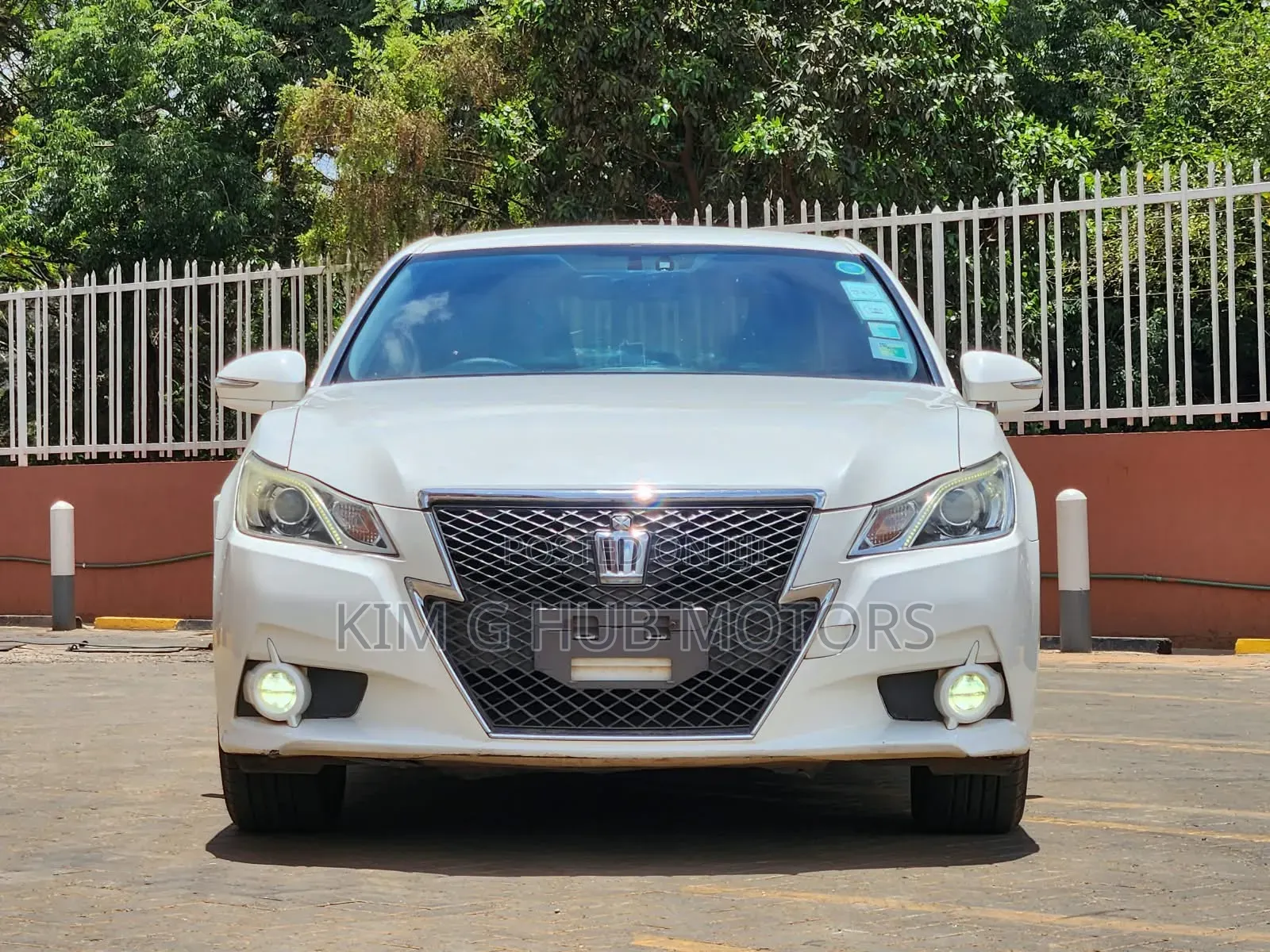 Toyota Crown 2015 Pearl
