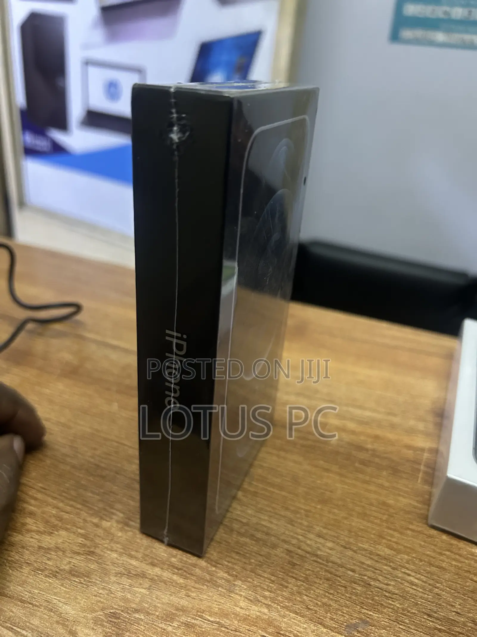 New Apple iPhone 12 Pro 256 GB Silver