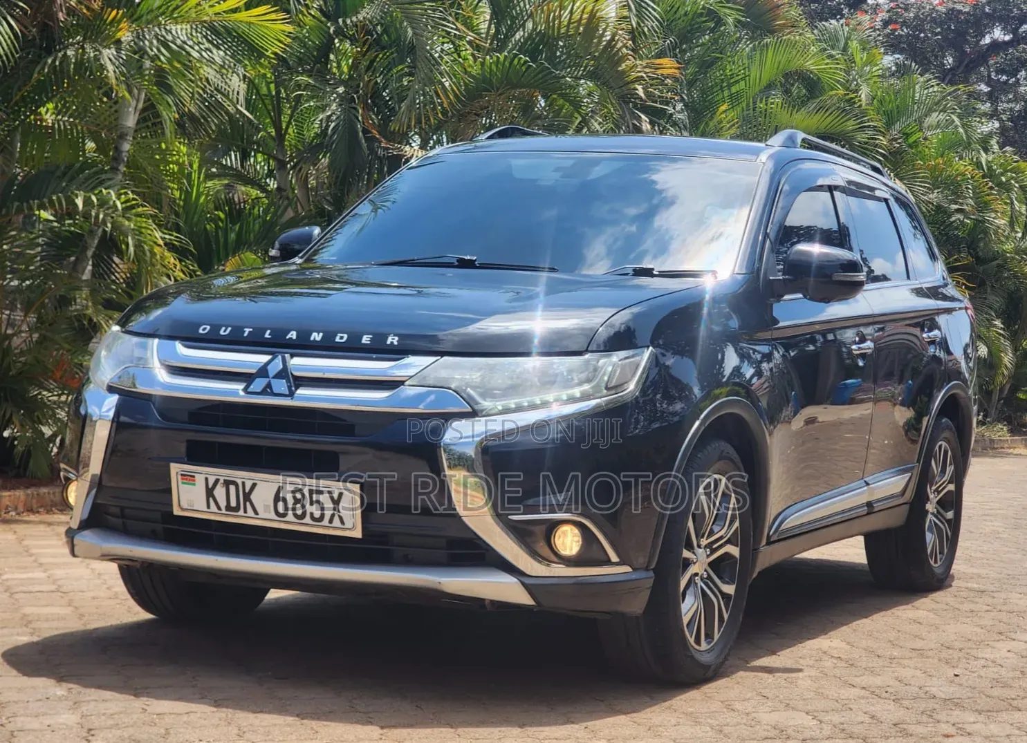Mitsubishi Outlander SE 4dr SUV AWD (2.4L 4cyl CVT) 2015 Black