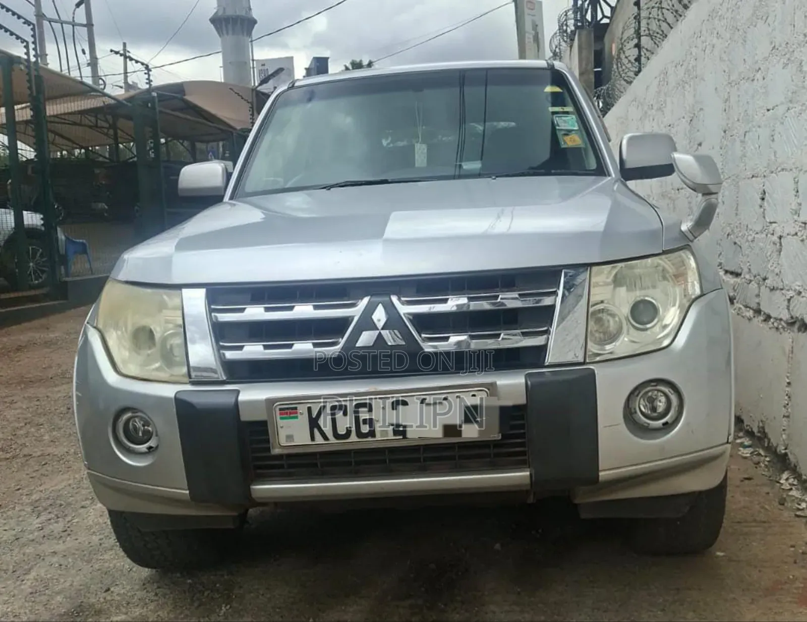 Mitsubishi Pajero 2009 Silver