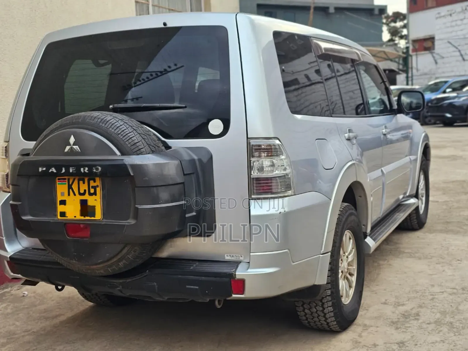 Mitsubishi Pajero 2009 Silver