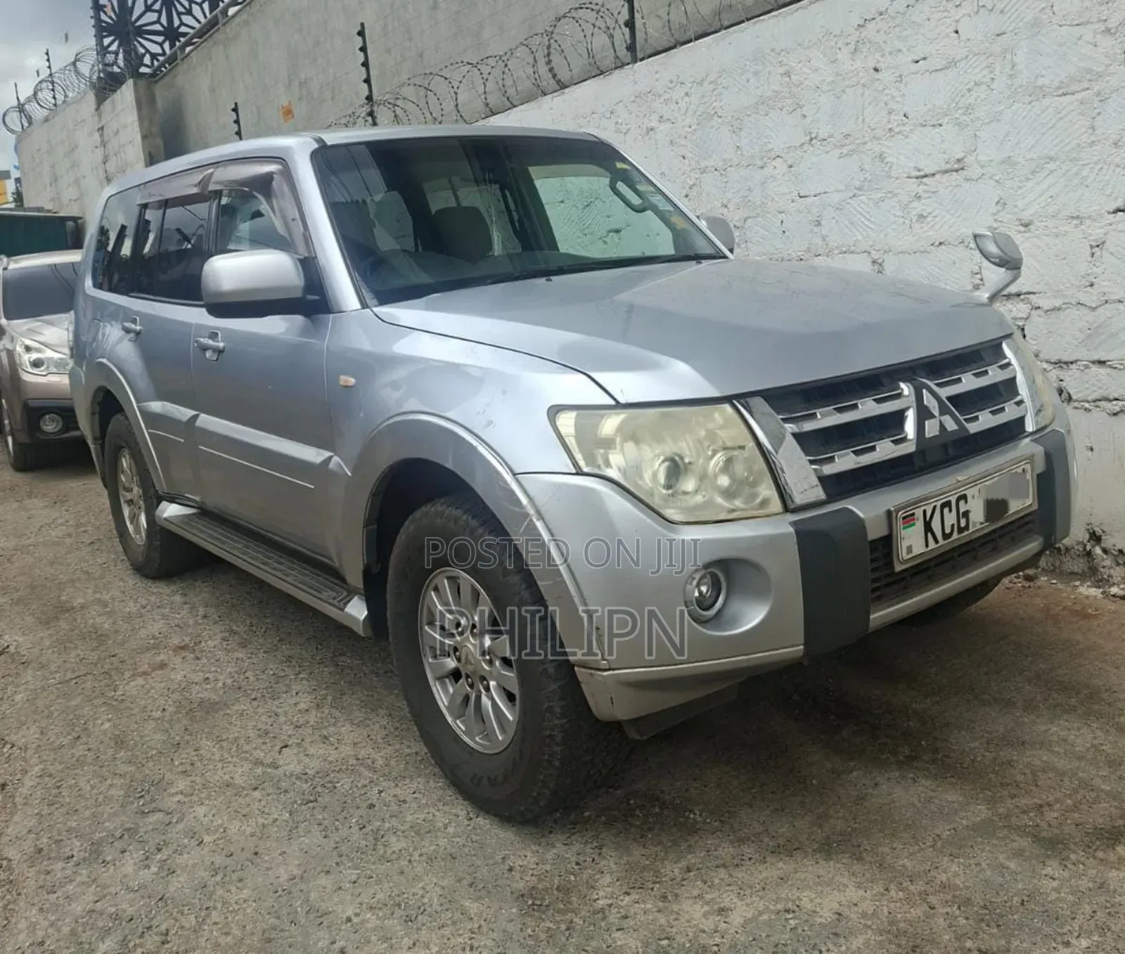 Mitsubishi Pajero 2009 Silver
