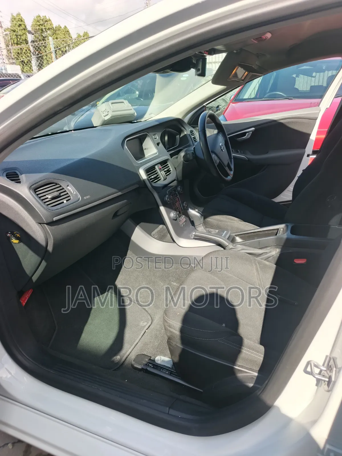 Volvo V40 2019 White