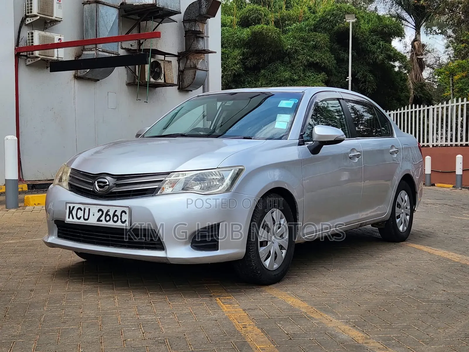 Toyota Axio 1.5 X 2WD 2012 Silver