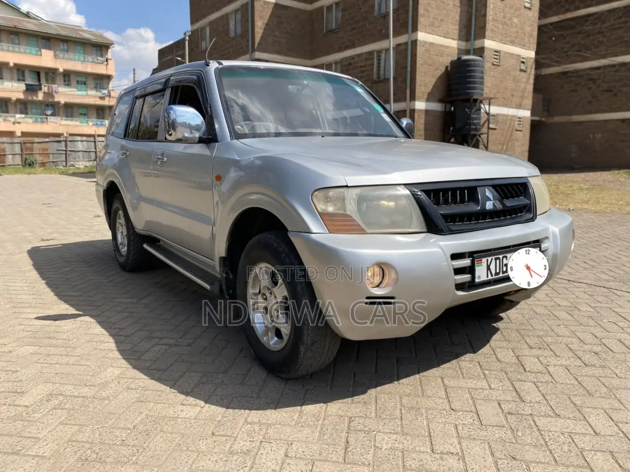 Mitsubishi Pajero 2005 Silver