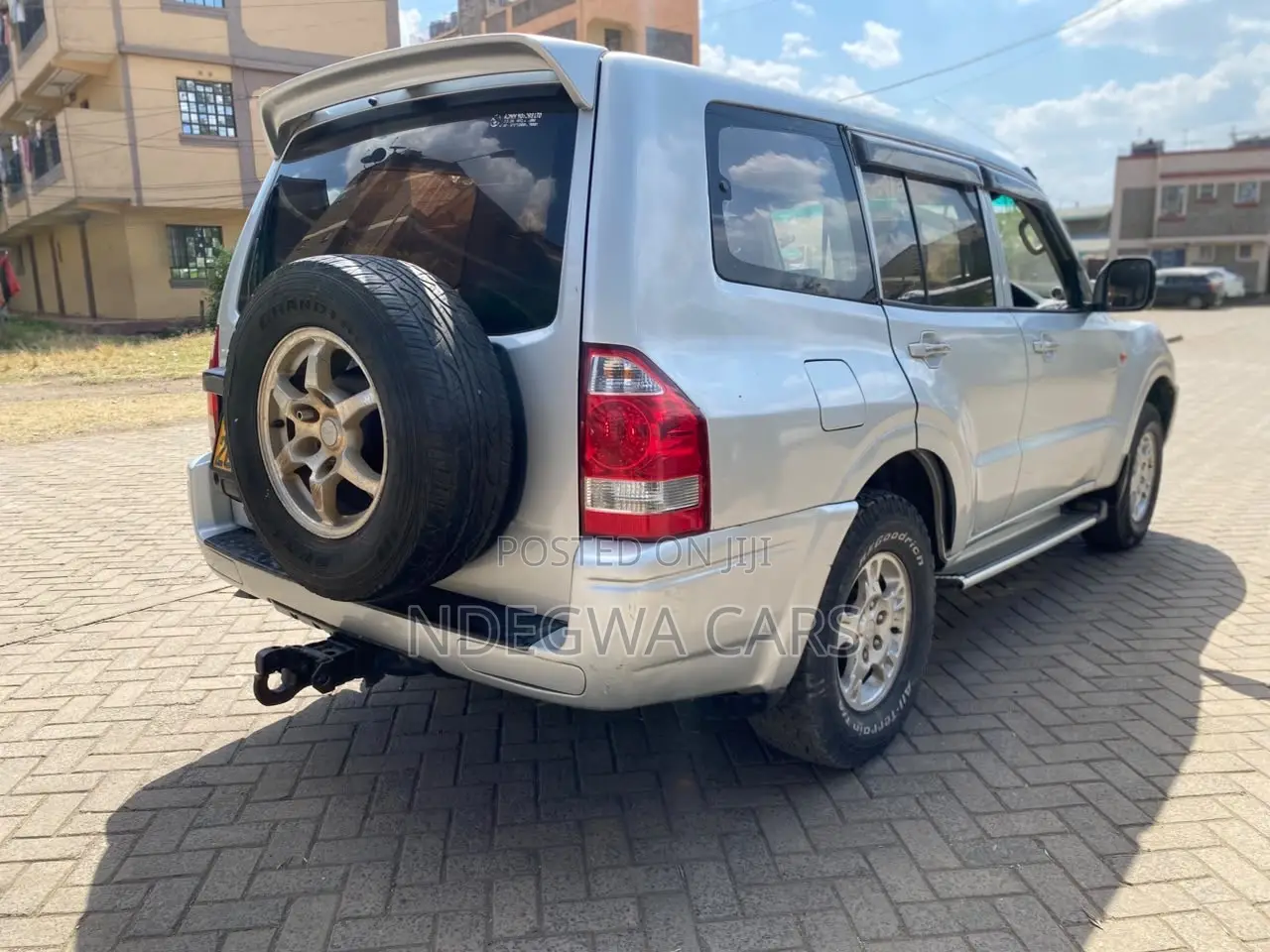 Mitsubishi Pajero 2005 Silver