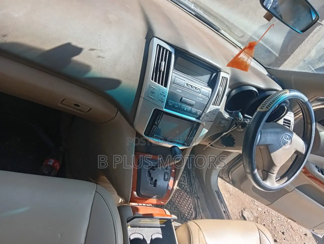 Toyota Harrier 2010 Gold