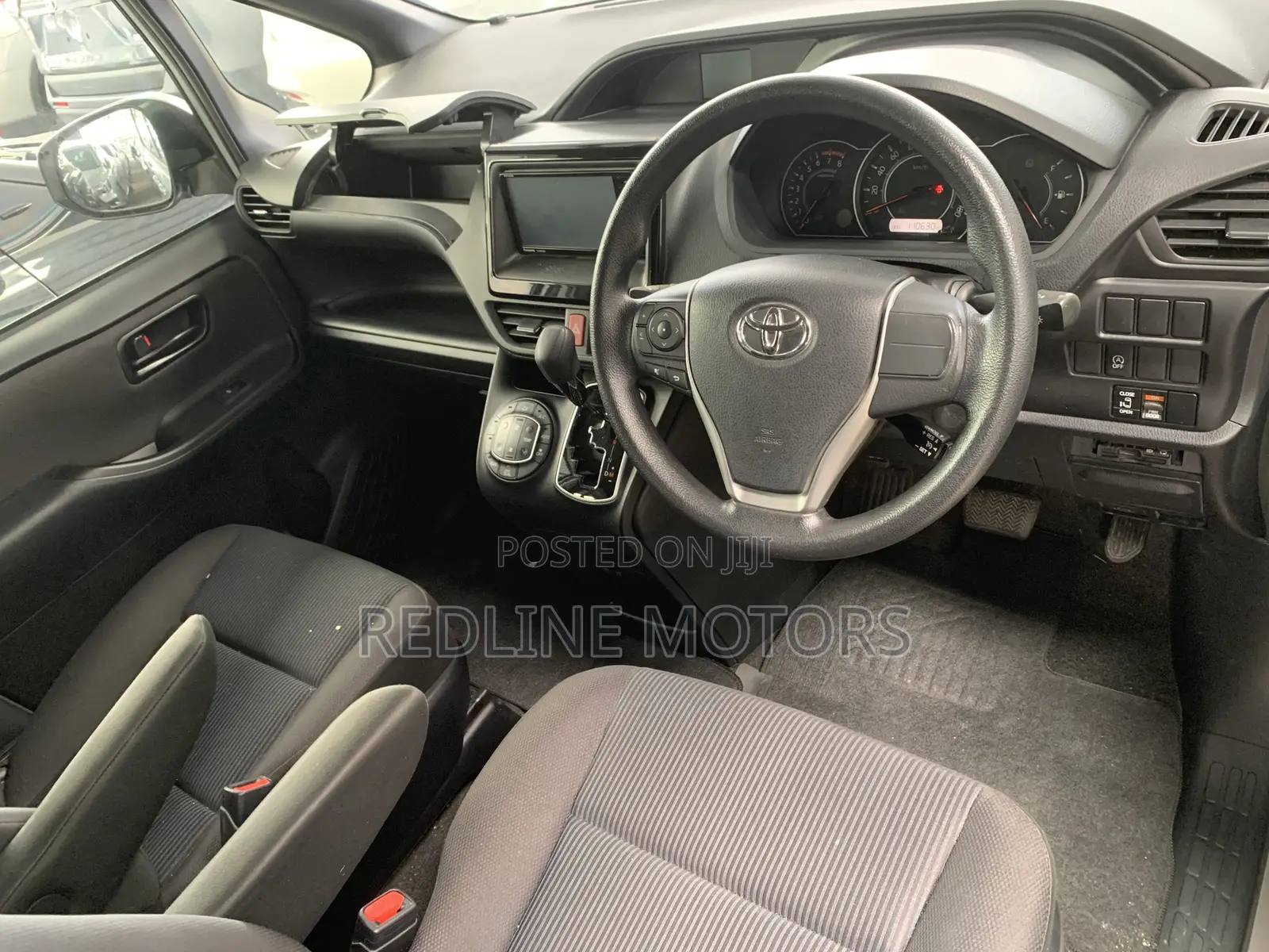 Toyota Voxy V 2WD 7-Seater 2019 Silver